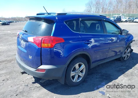 2015 Toyota Rav4 Xle z USA, uszkodzony, nr VIN 2T3RFREV3FW320304